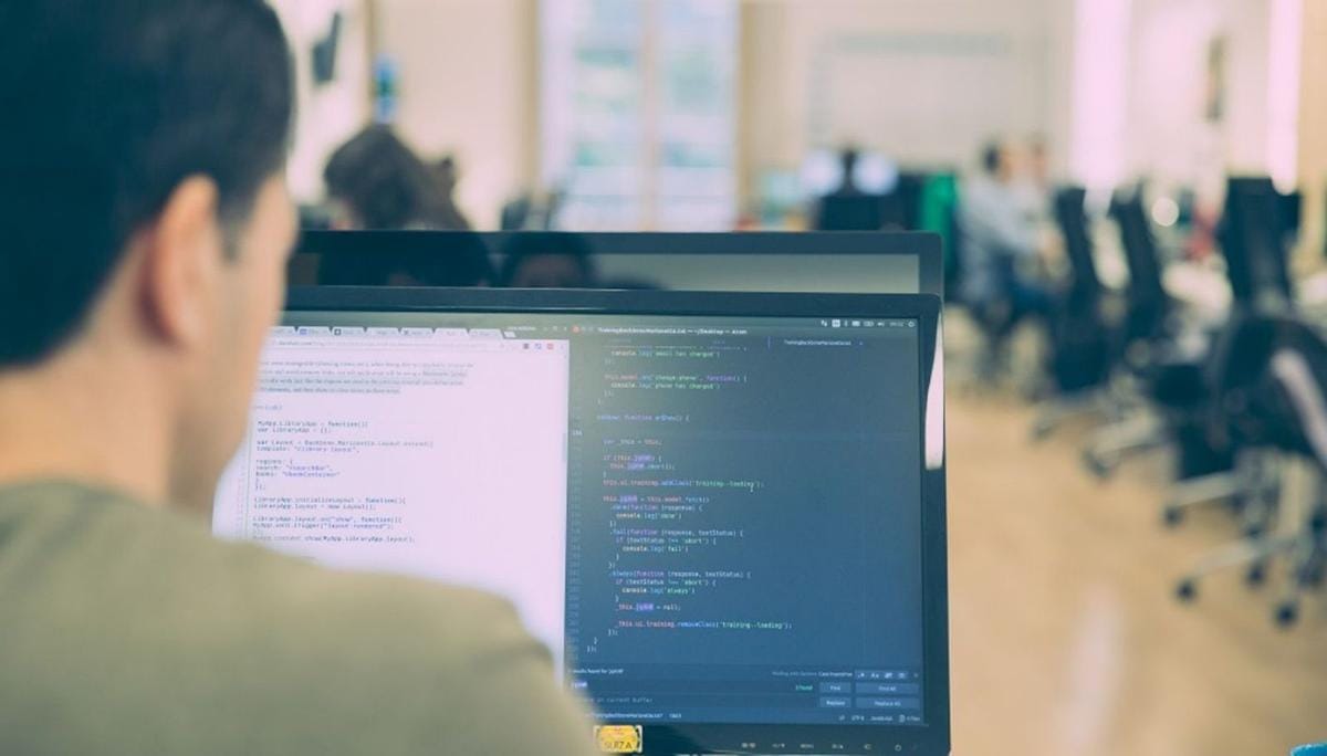 Formación para el Empleo en Tecnologías 5G: Programación en Realidad Virtual y Aumentada