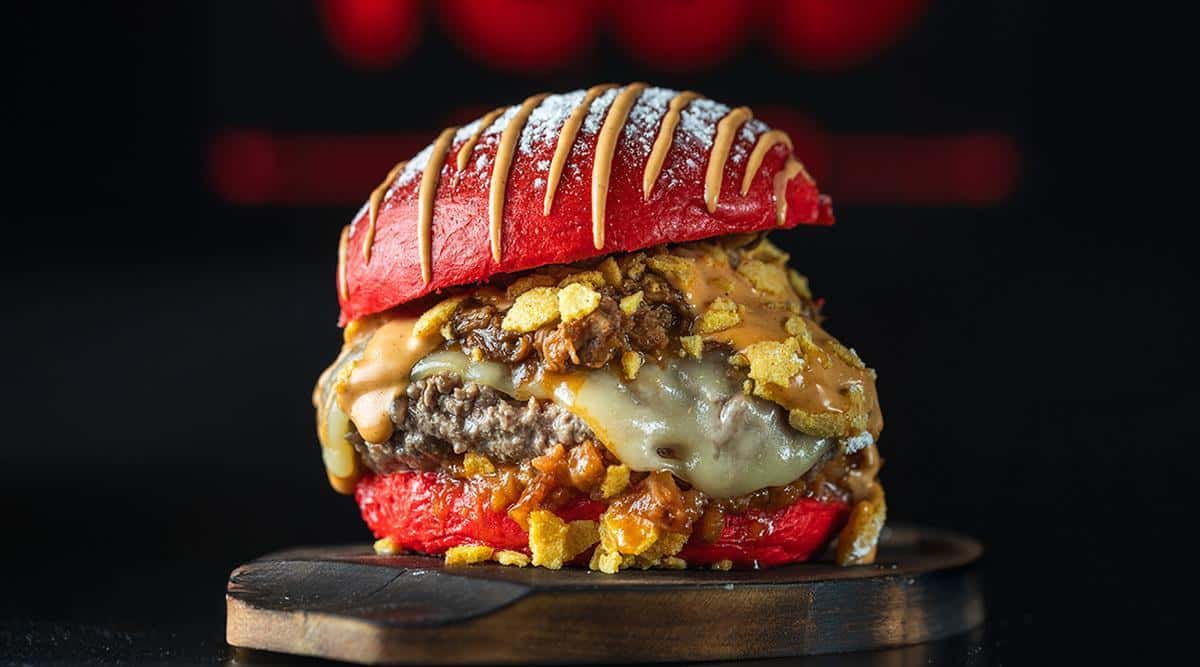 Apertura de Street Burger y regalo de 500 hamburguesas