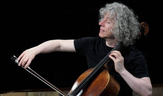 ENGLISH CHAMBER ORCHESTRA / STEVEN ISSERLIS