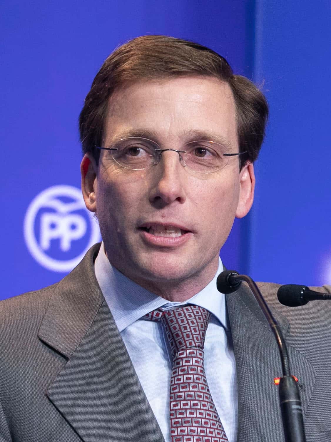 Procesión de la Hermandad de Nuestro Padre de la Puente del Cedrón y María Santísima de la Paloma