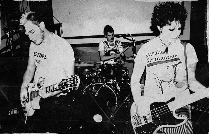 Concierto de Veneno, Disbauxa y Brides