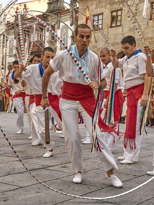 Danzas gremiales: la exposición que rescata la tradición
