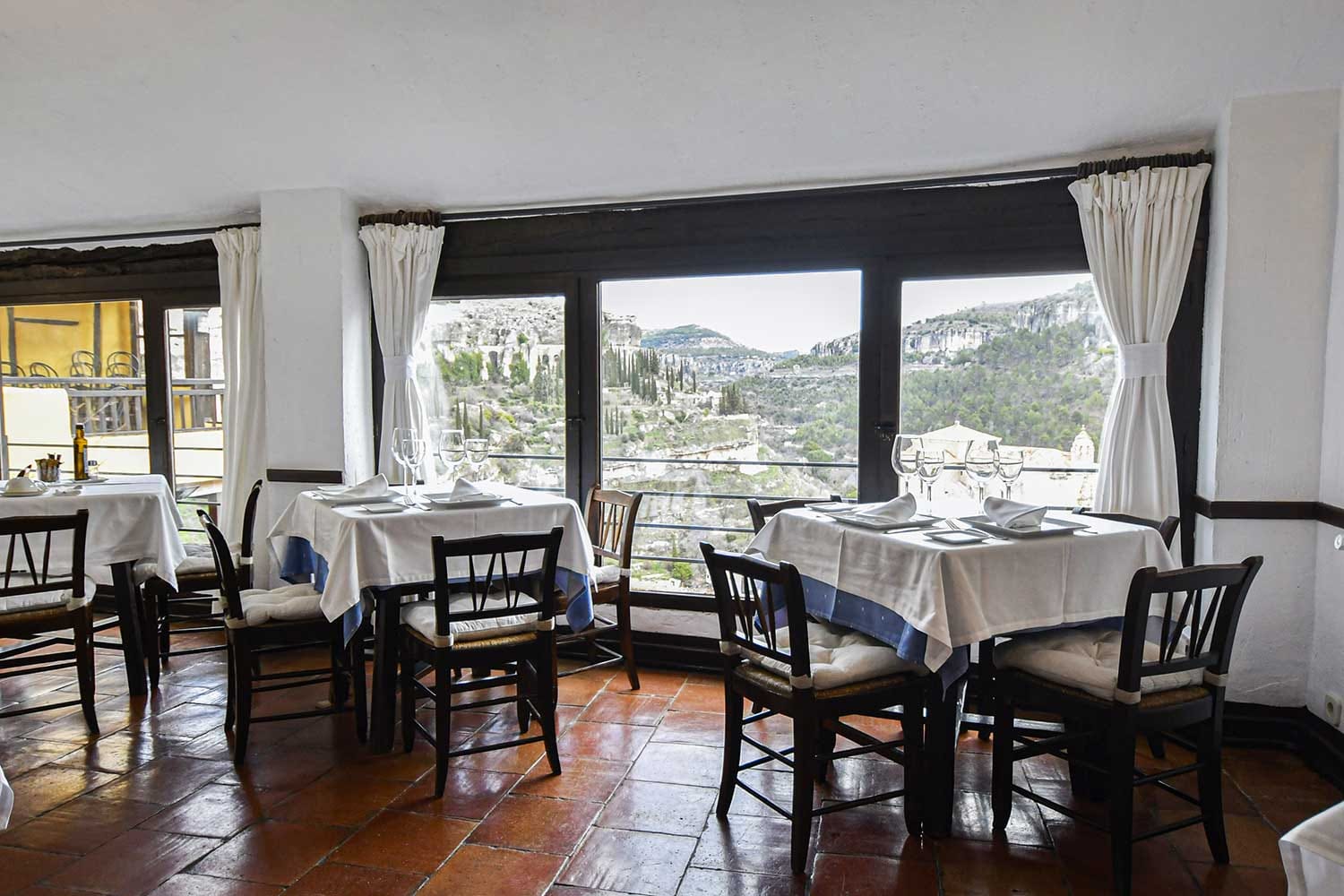 Posada de San José: cocina típica con vistas al Huécar