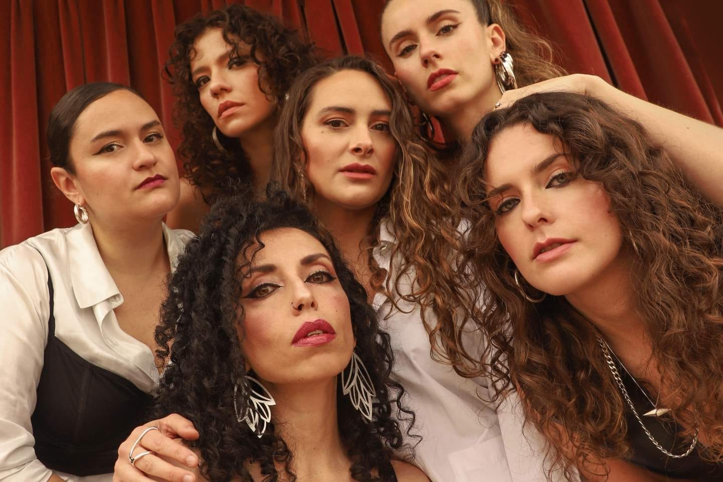 Con Sello Propio: Flor de Lava