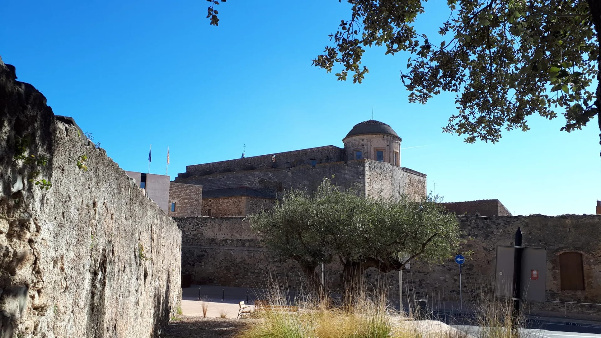 Ribé y Calderón en el Castillo del Paborde
