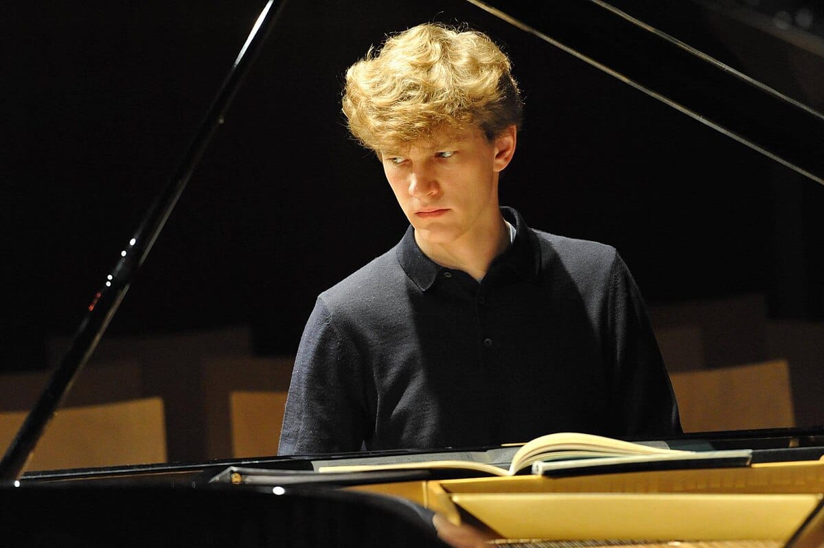 Recital de Piano de Jan Lisiecki (Jornadas Luis G. Iberni)