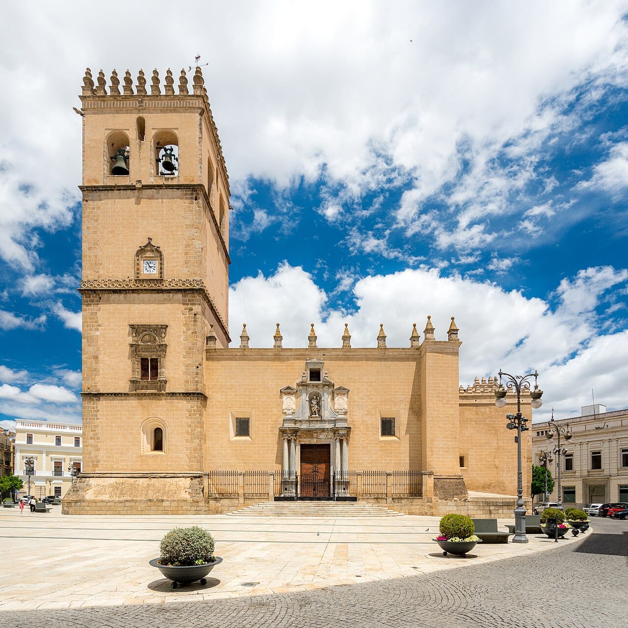 La Catedral de Badajoz abre su Puerta Santa jubilar
