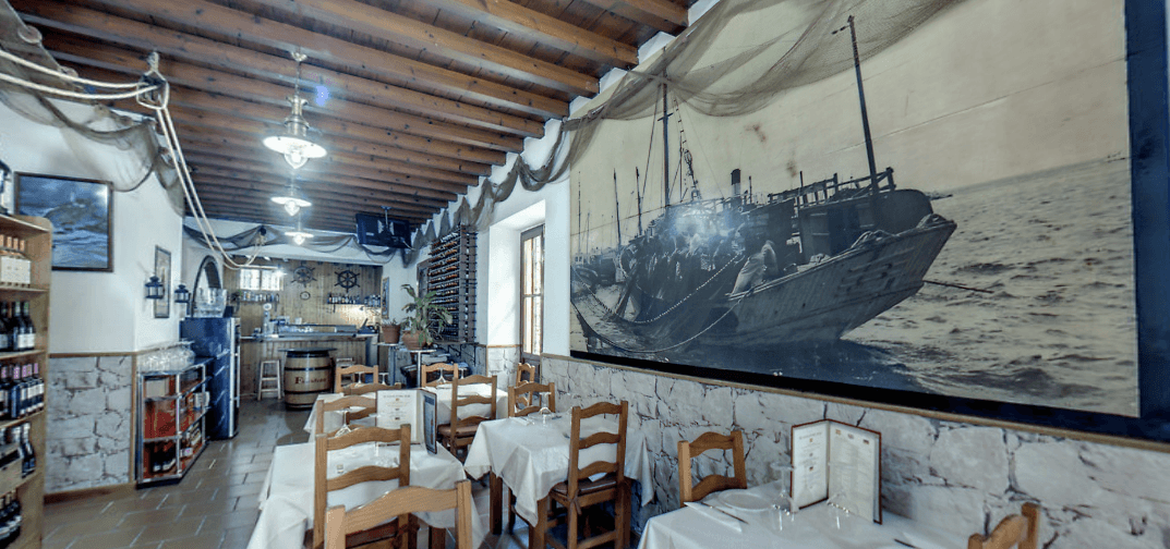 Comer marisco y paella en El Gavilán del Mar en Estepona