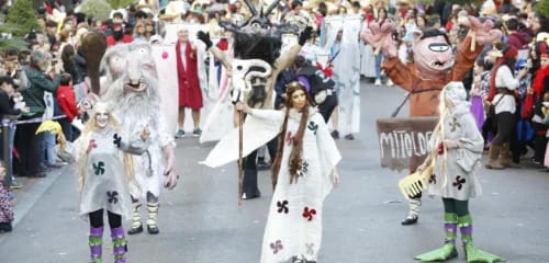 Entierro de la sardina y espectáculo Sardina Erre Que Erre