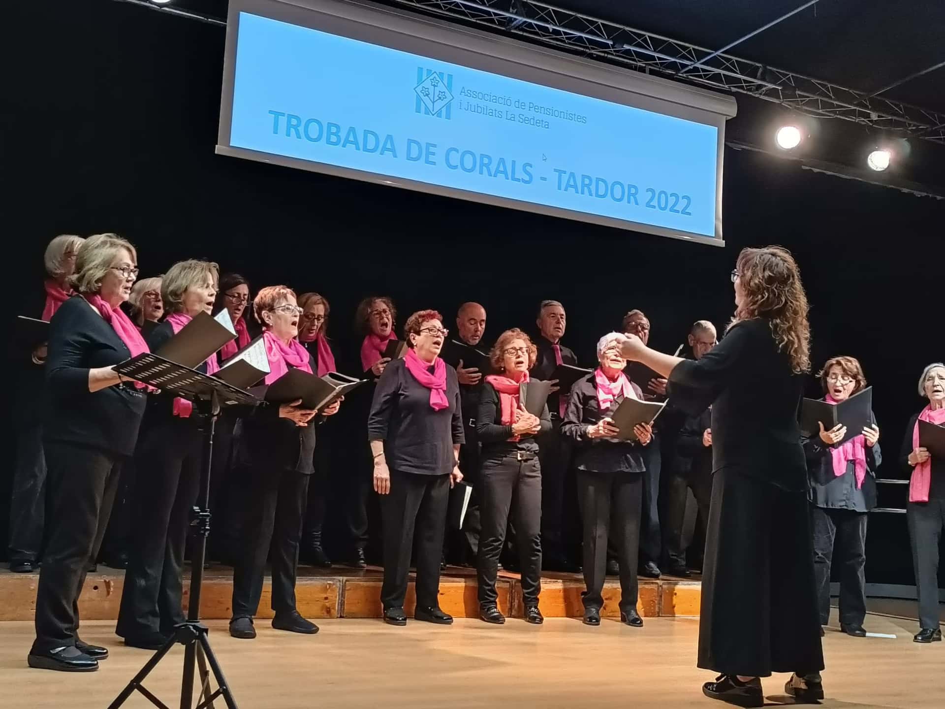 Trobada de corals de tardor