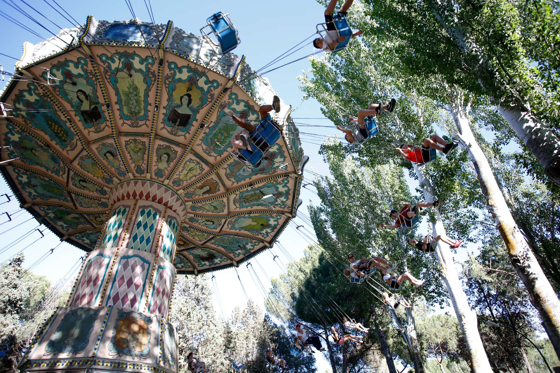 Planes de adrenalina: parques temáticos desde Getafe