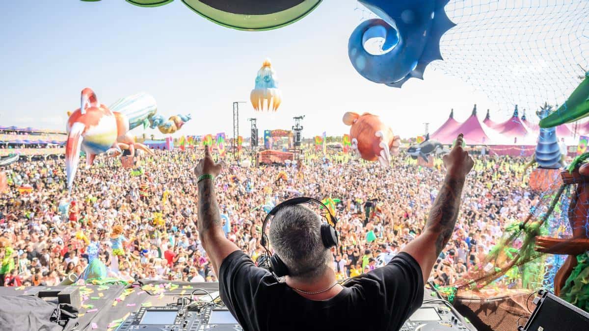 Elrow llega a Oviedo con el montaje de Delusionville