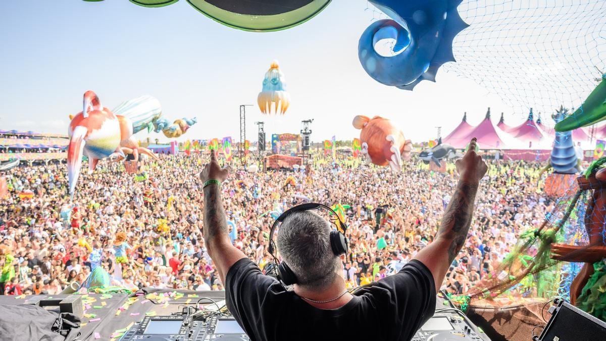 Elrow llega a Oviedo con el montaje de Delusionville