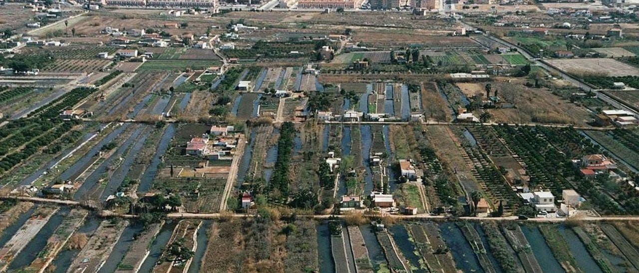 El tren turístico de Castellón estrena ruta por la Marjalería