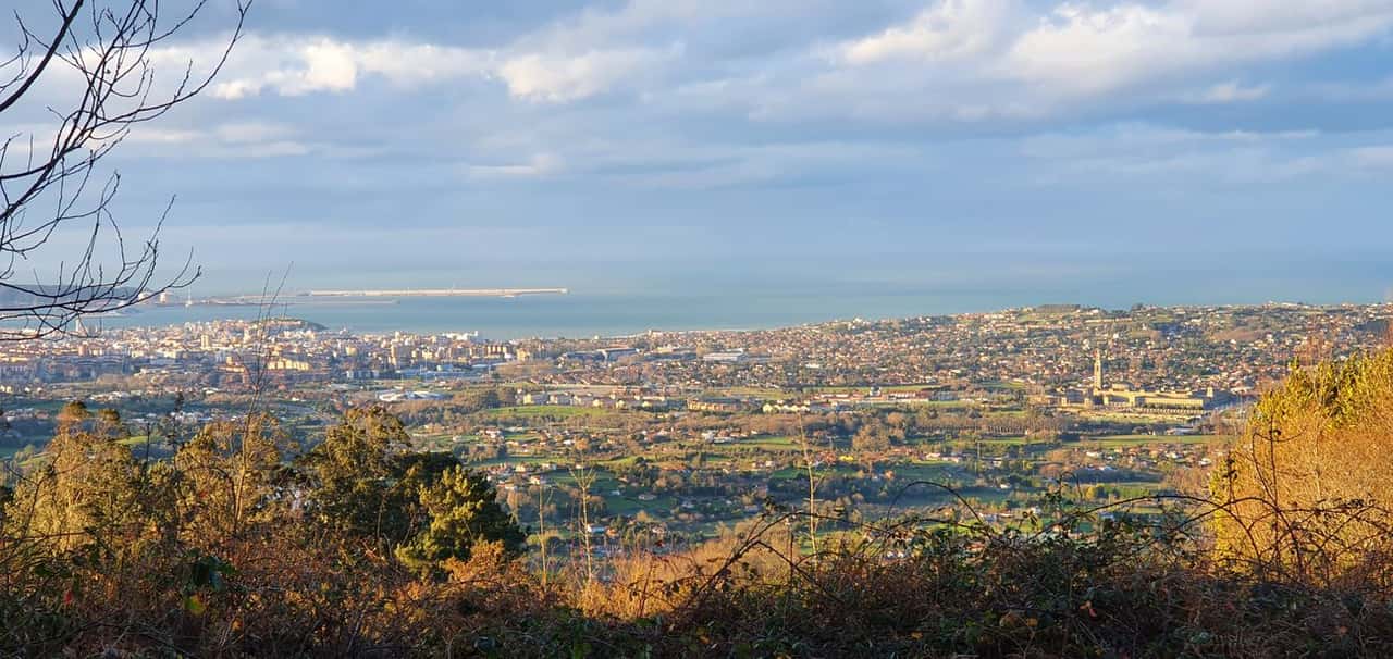 Aventura en Gijón: Yincana familiar en el Monte Deva