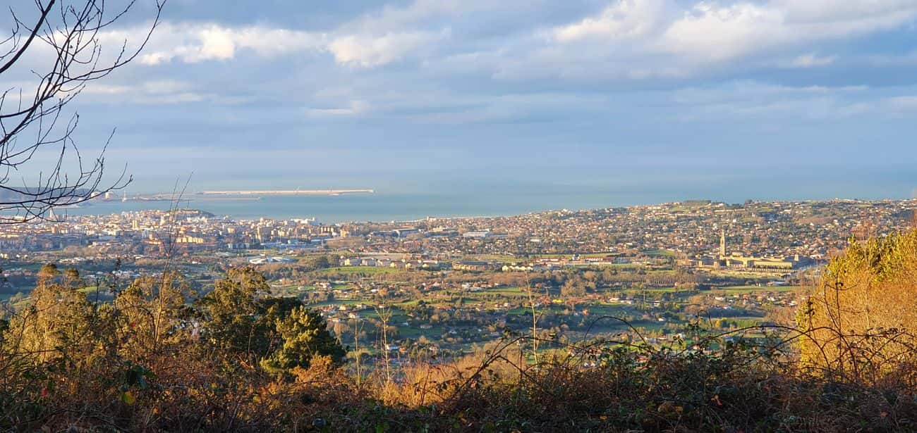 Aventura en Gijón: Yincana familiar en el Monte Deva