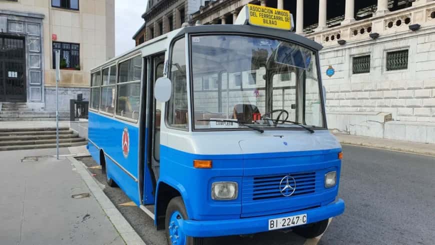 El 'azulito' vuelve a las calles de Barakaldo