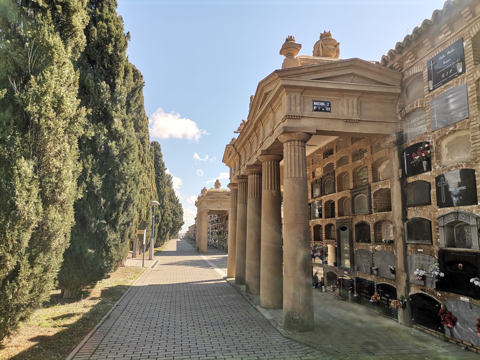 Arte y secretos en el Cementerio de Torrero