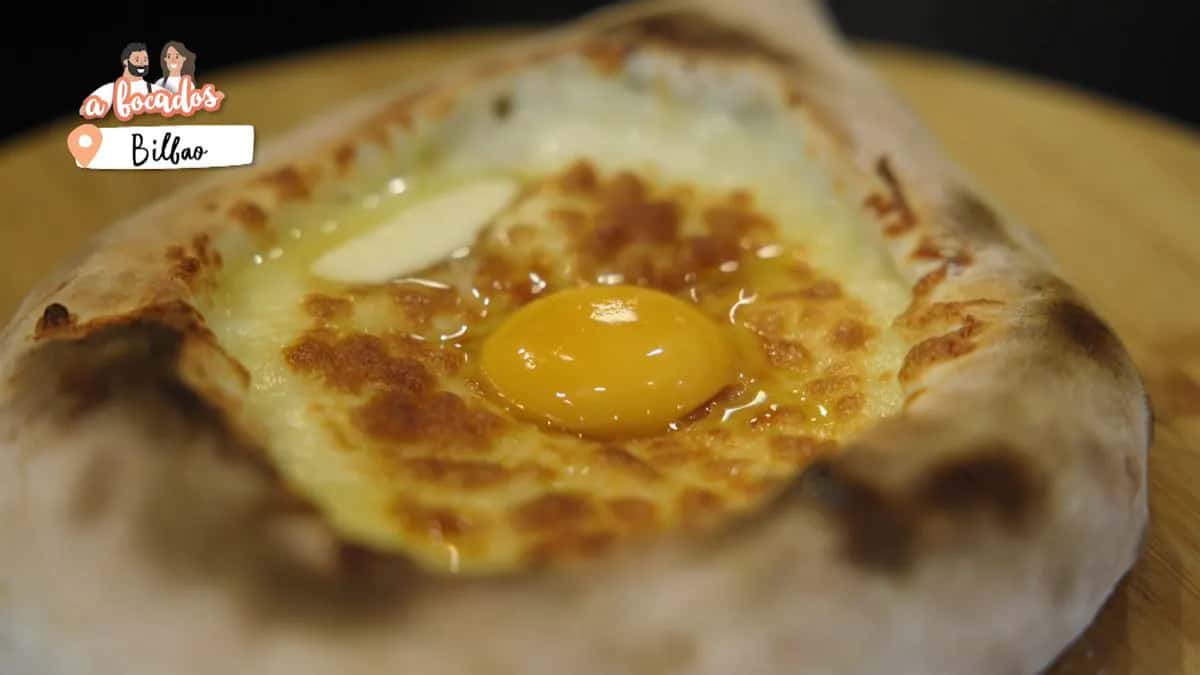 Khachapuri y khinkali: la cocina georgiana llega a Bilbao