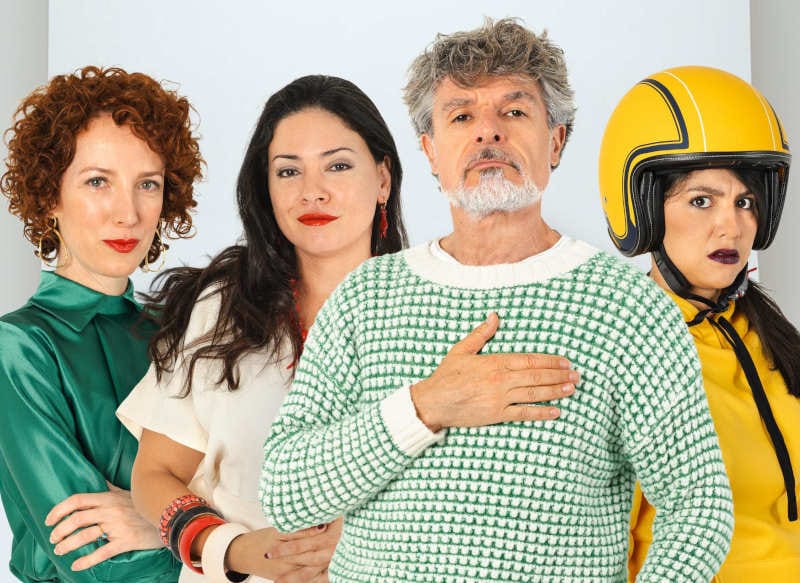 Comisaria en fiestas. Pasión de Pilares