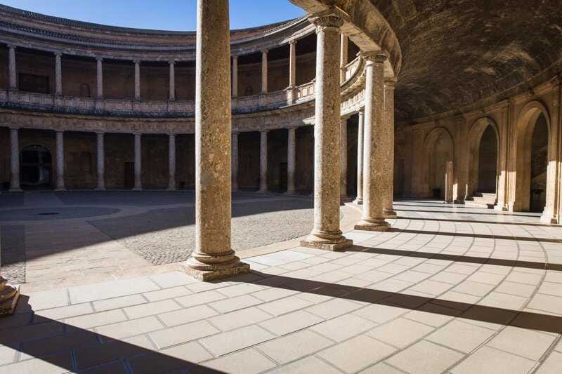 1526. Amor Imperial en la Alhambra