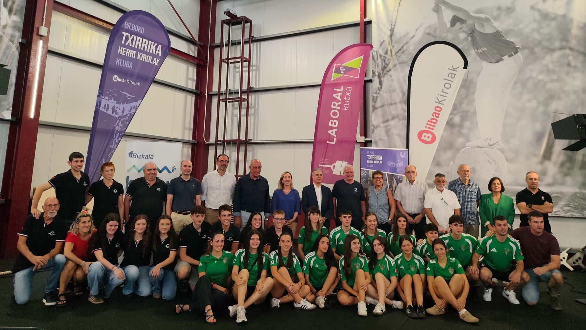 La sokatira vizcaína triplica su cantera escolar