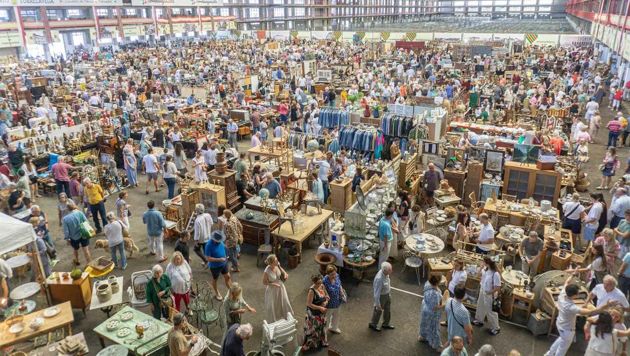 Feria Desembalaje: antigüedades en Torrelavega