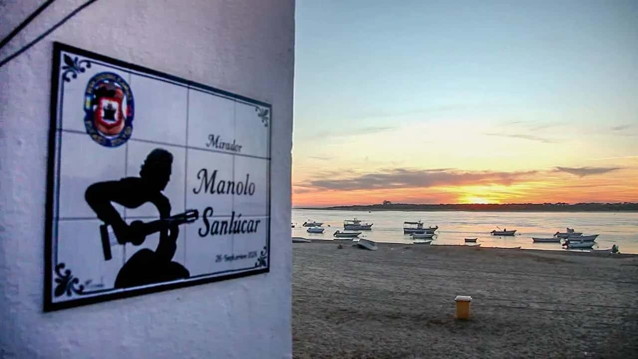 El Mirador Manolo Sanlúcar: vistas gratis junto al río