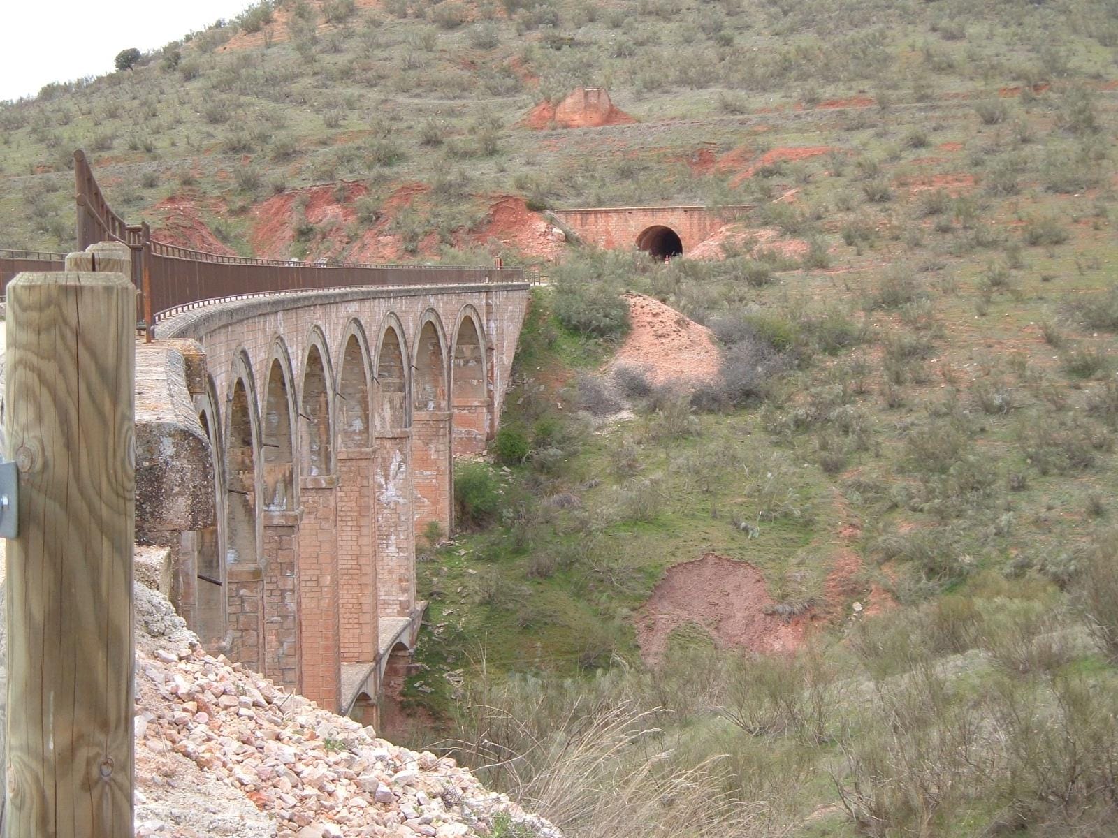La Vía Verde de la Sierra de Alcaraz se renueva
