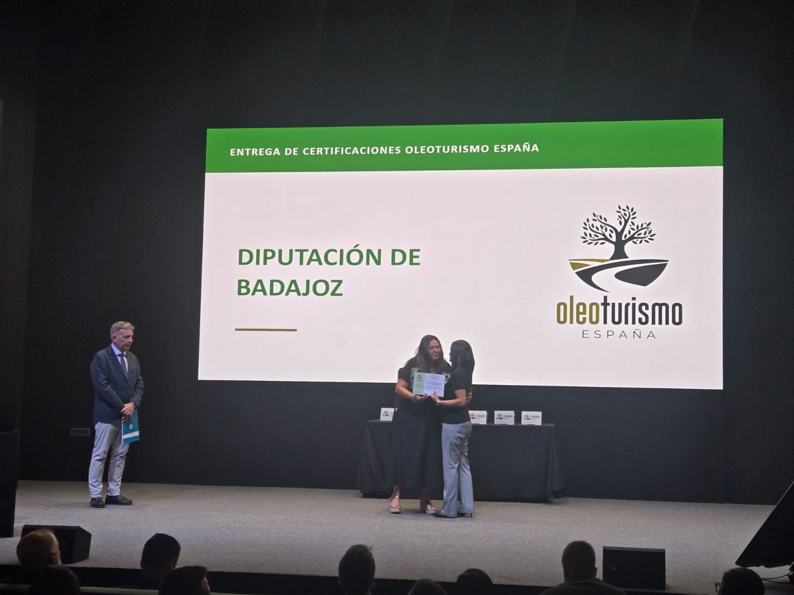 Ruta del aceite en Extremadura desde Badajoz