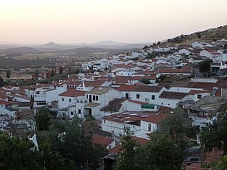 Espiel: montaña, embalse y deporte cerca de Córdoba