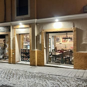 Papas Elvira: cocina casera en Granada