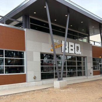 True Texas BBQ: Barbecue inside an Austin H-E-B