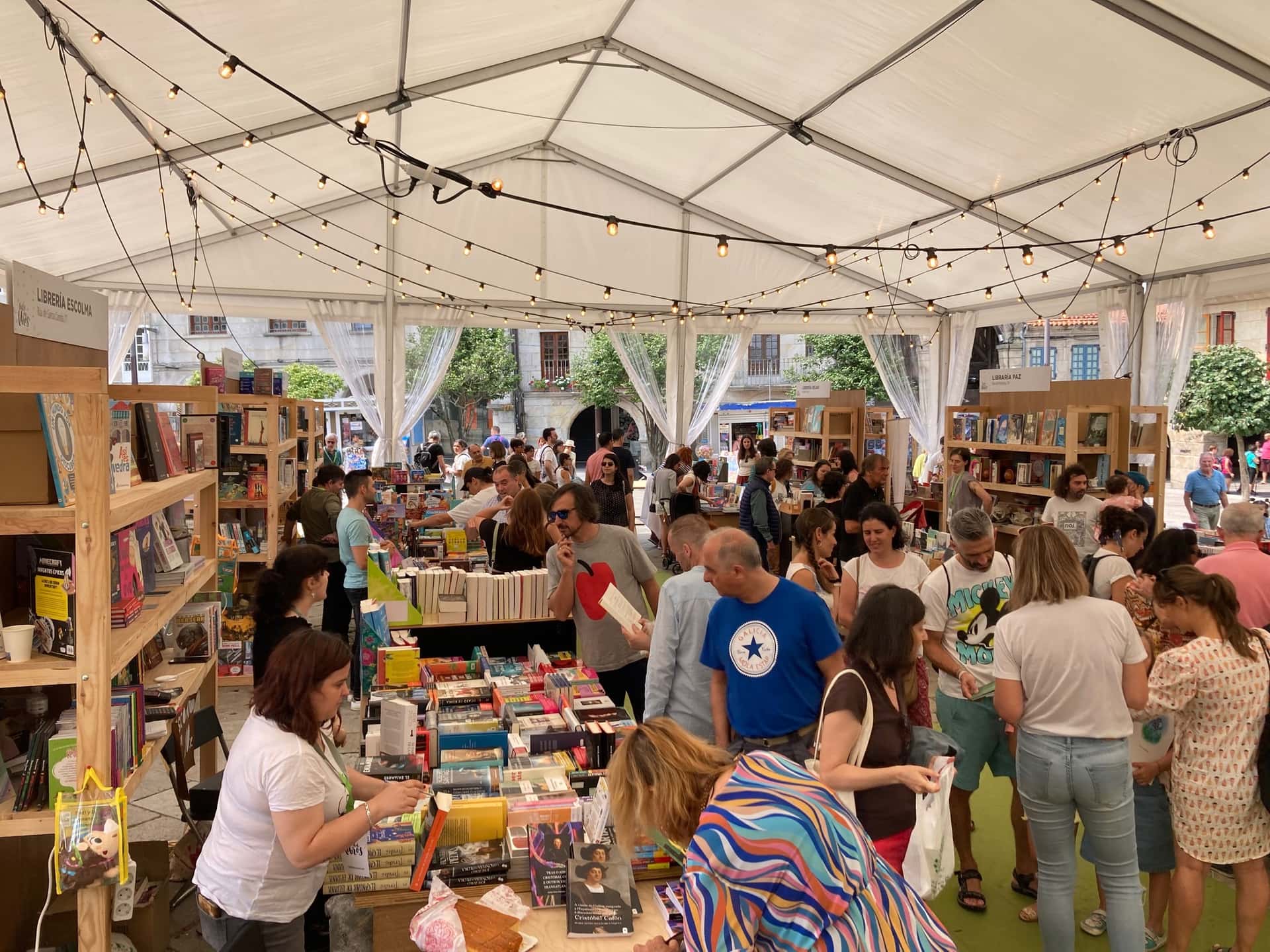 La Festa dos Libros abre sus puertas en Pontevedra