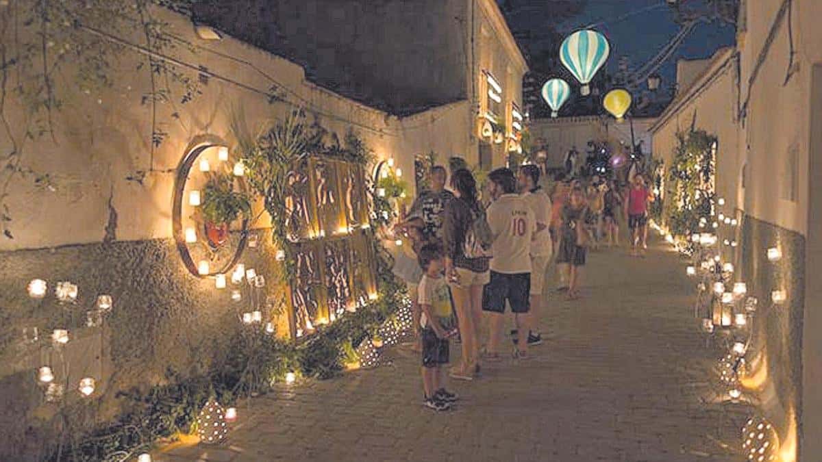 La Noche en Vela de Aledo ilumina agosto con 19.000 velas