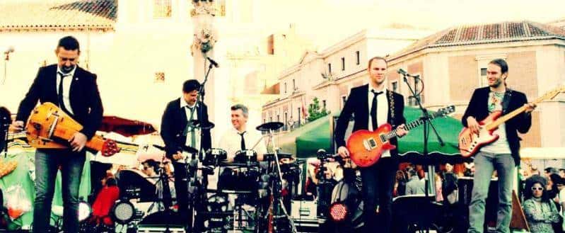 25 Años de Divertimento Folk