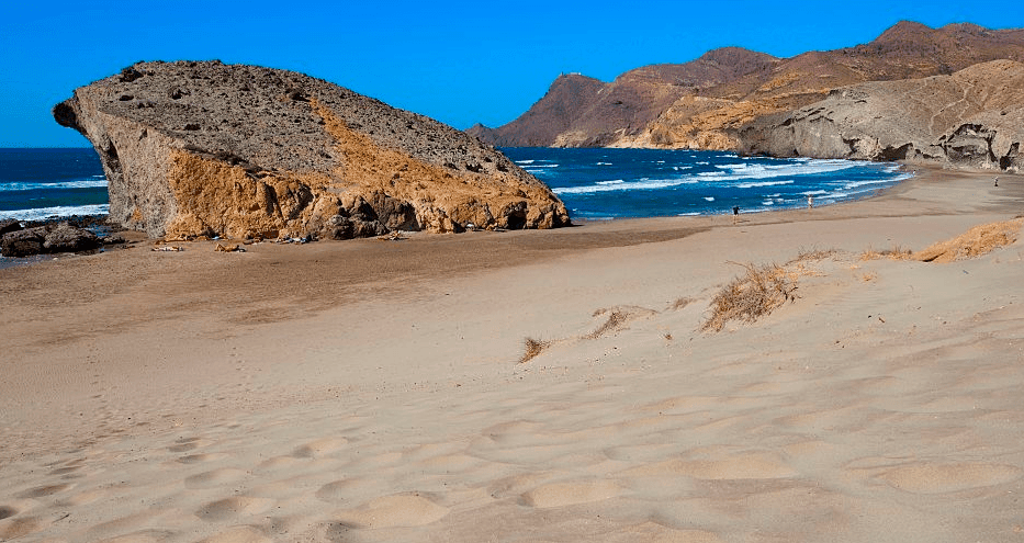 Cabo de Gata en pareja: calas, pueblos y planes