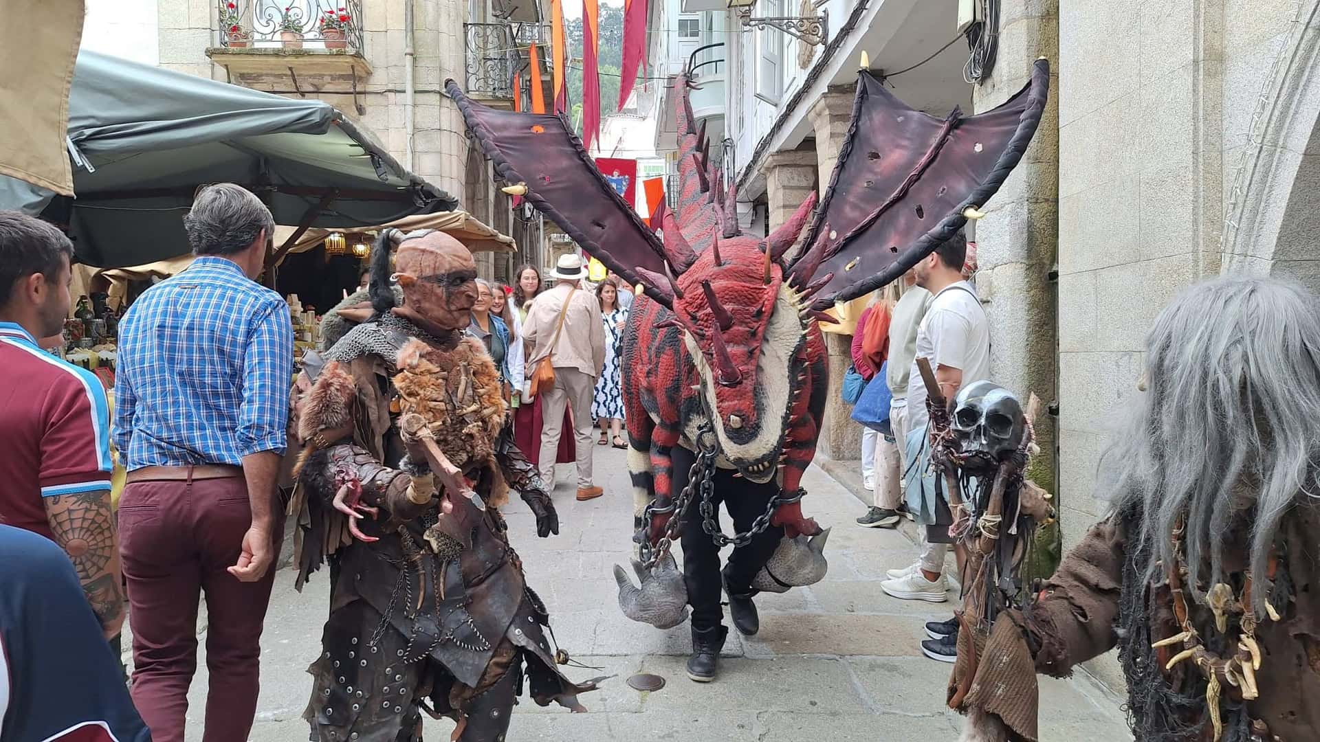 El Feirón Medieval dos Andrade transforma Pontedeume