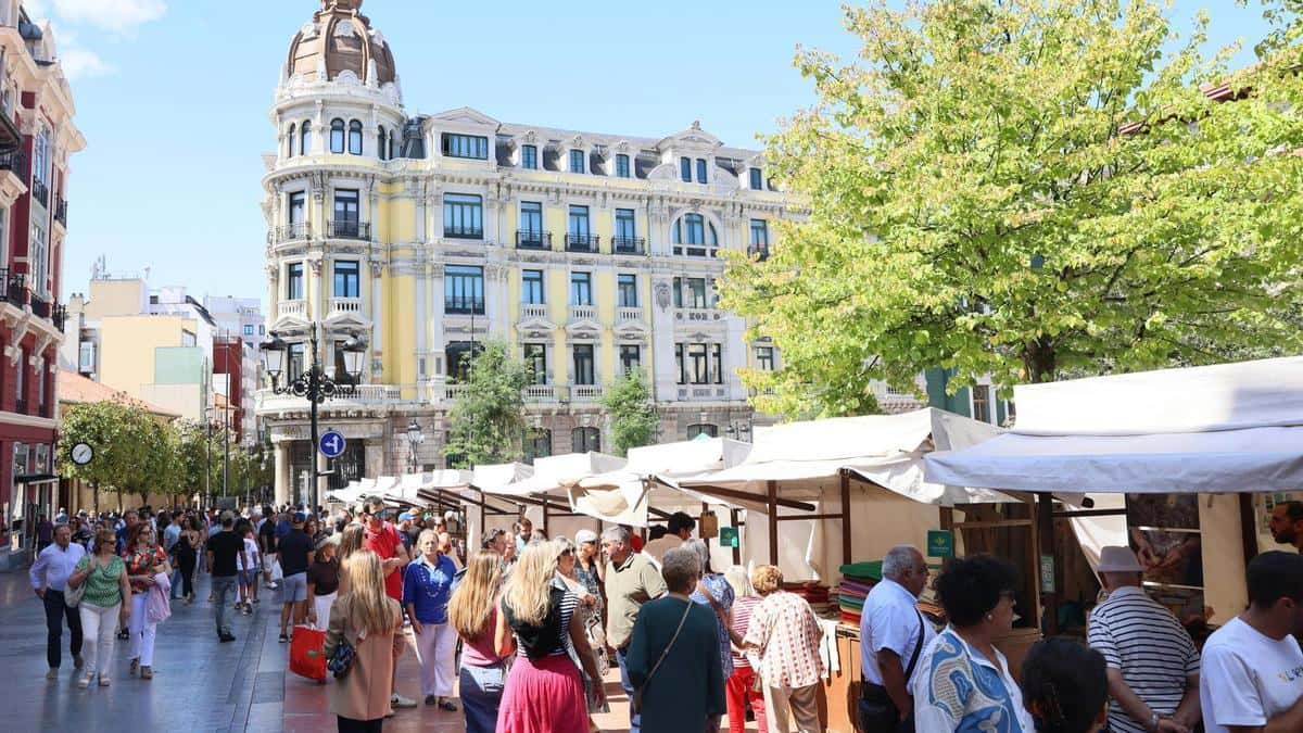 Guía para el Mercado Artesano y Ecológico en Oviedo