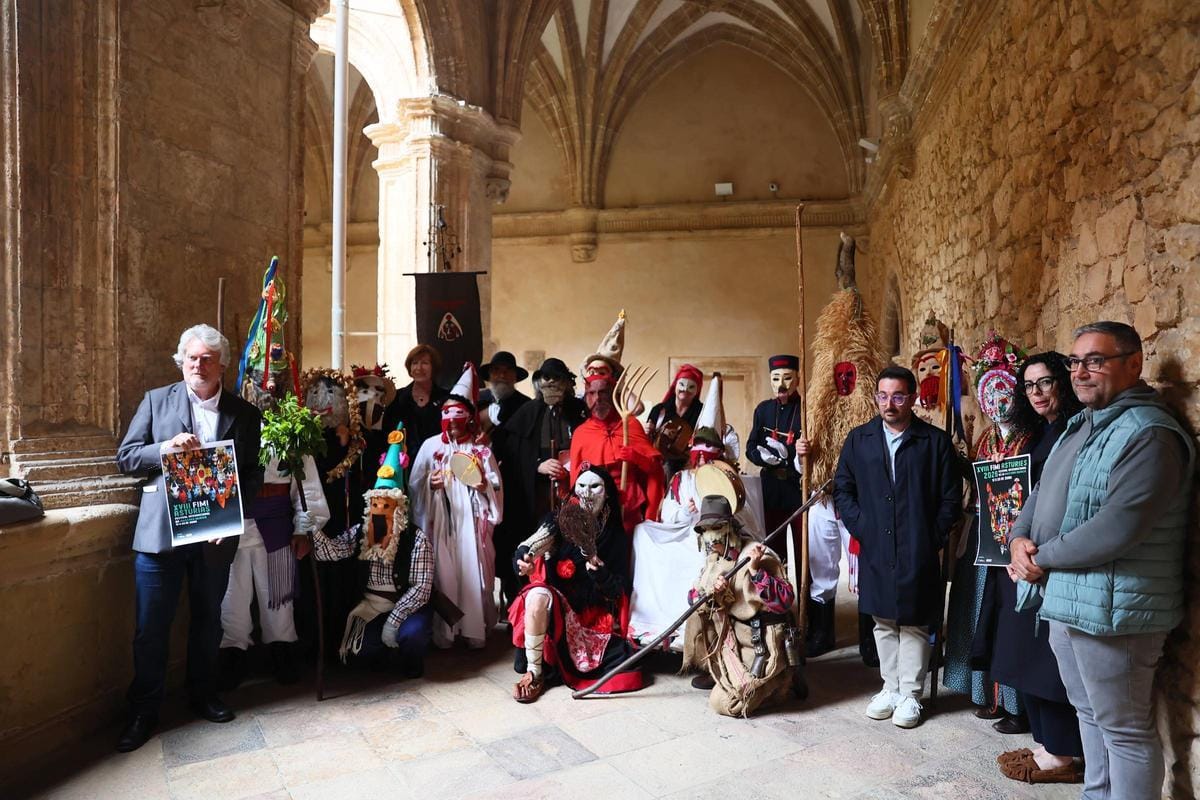 Gran desfile del XVIII Festival Internacional de la Mascarada Ibérica