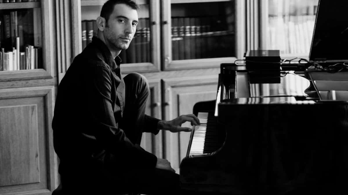 Andrea Vanzo Intimacy Vol.2 Tour