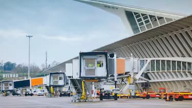 Oviedo de Alfombra Roja: La Ruta de 'Pluribus' y Rhea Seehorn