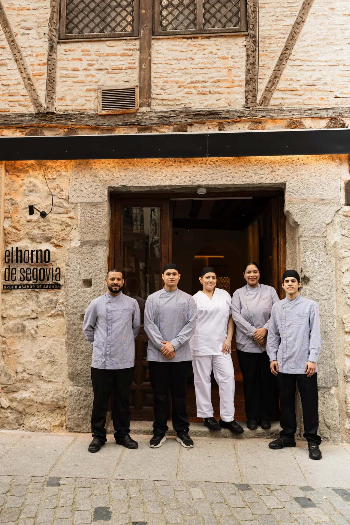 Comer en El Horno de Segovia: asado tradicional