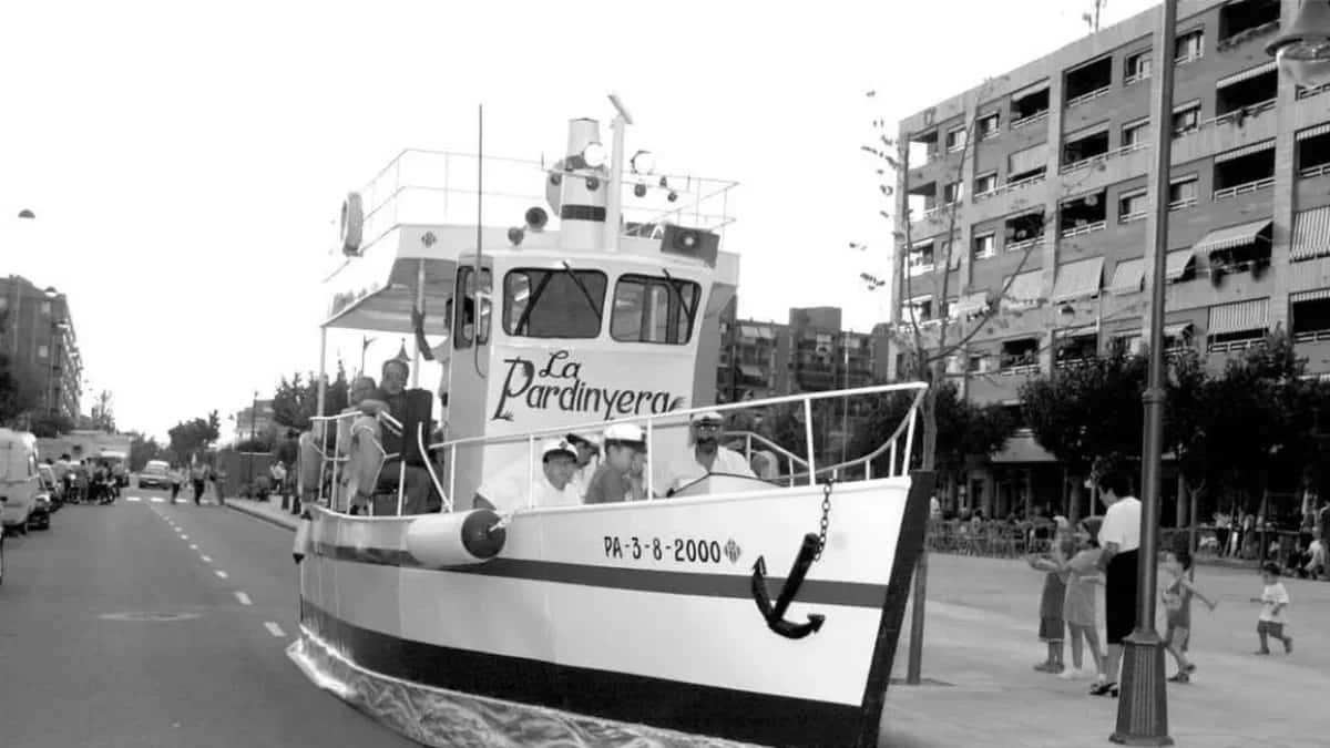 La Pardinyera vuelve a navegar por el Segre