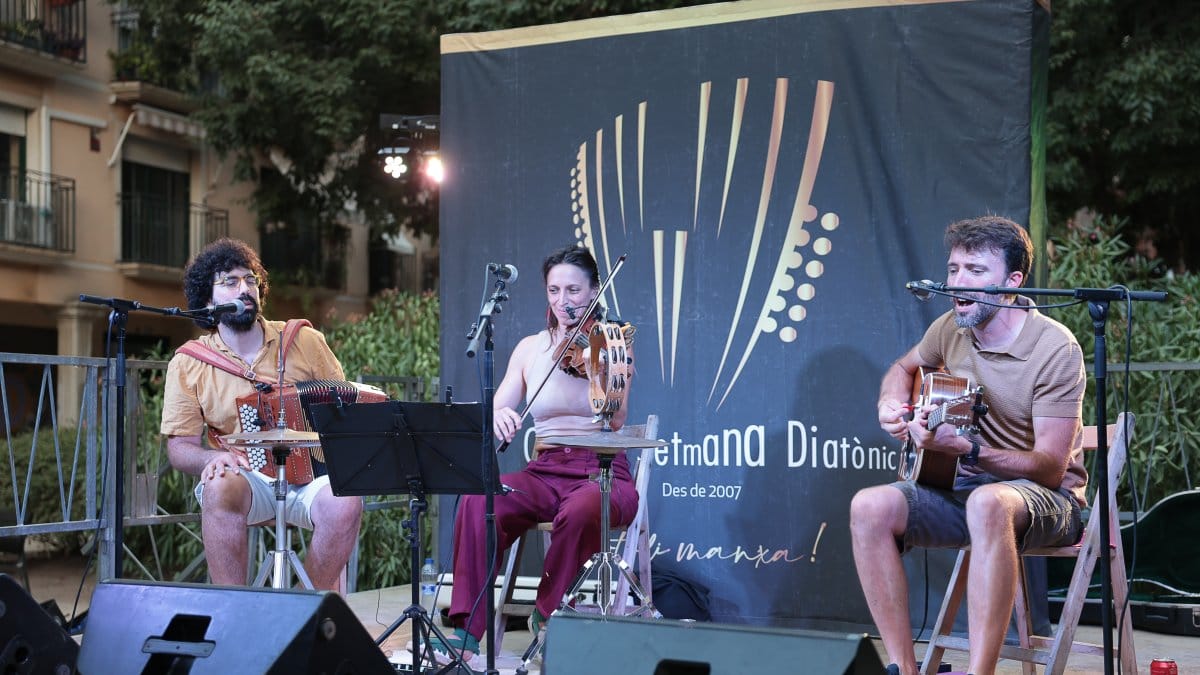 El folk de Càsum abre el Cap de Setmana Diatònic en Reus