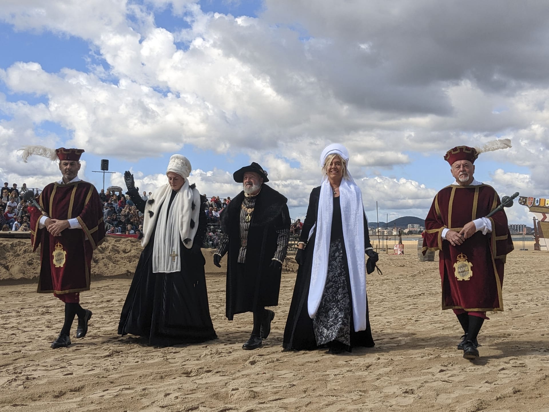 Laredo recrea el desembarco de Carlos V