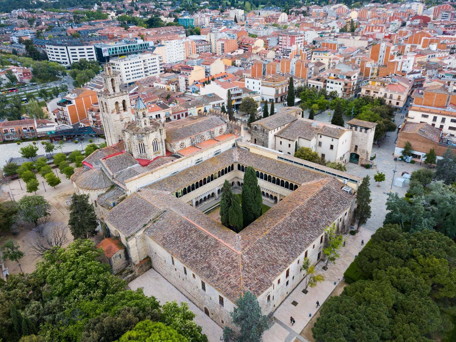 Sant Cugat recupera su viña con la DO Catalunya