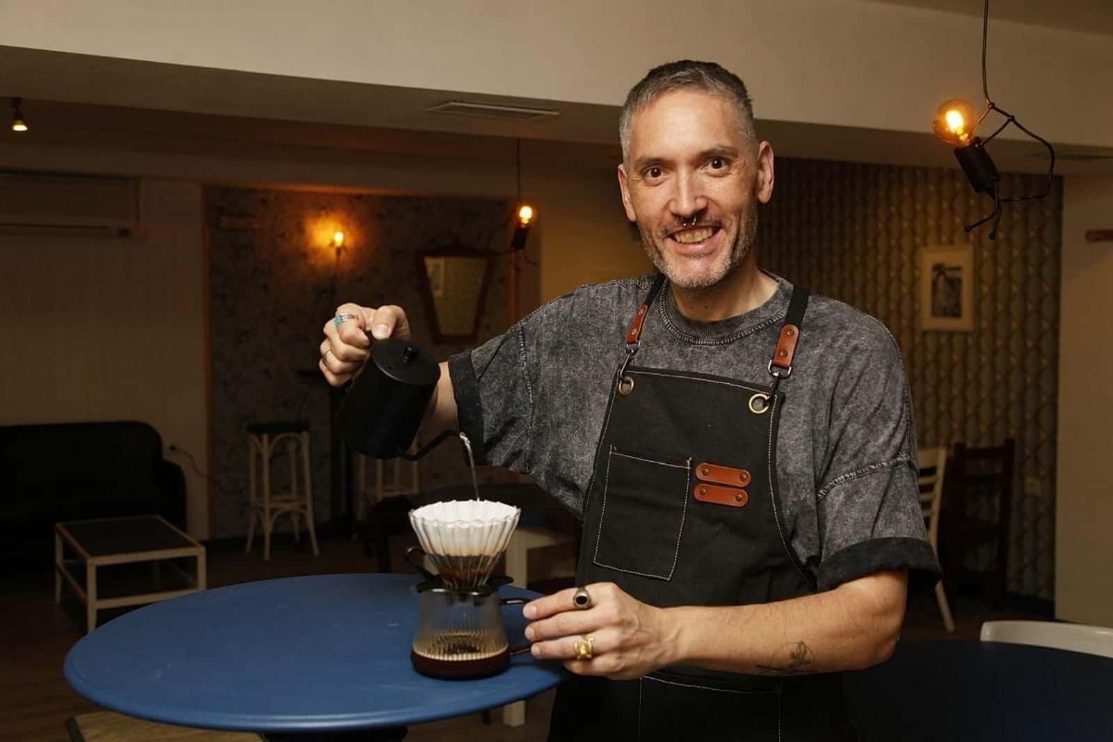 Café de especialidad y repostería en Ollo Canalla Kfé