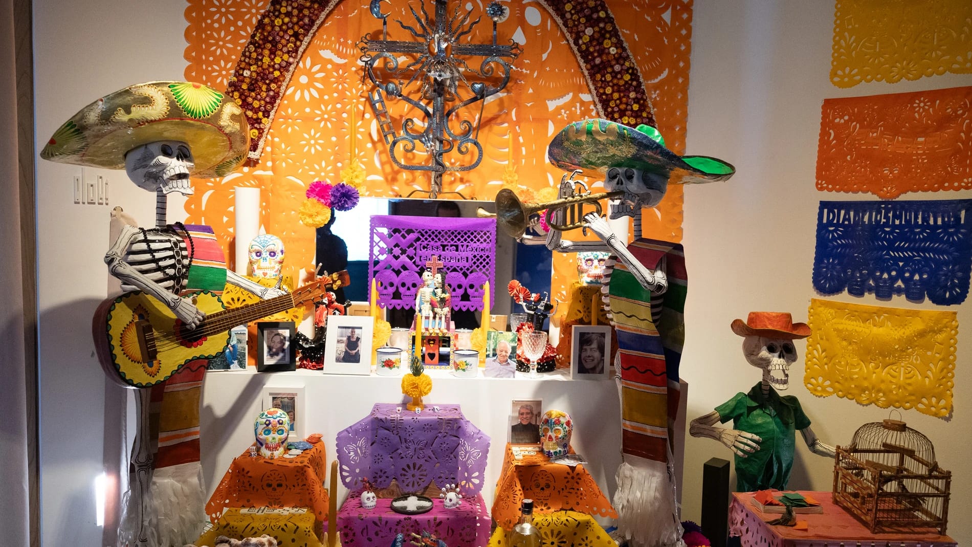 El Día de Muertos en Madrid: altar en Casa de México