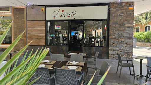 Zarate Vinoteca Restaurant: cocina y vino en Huelva